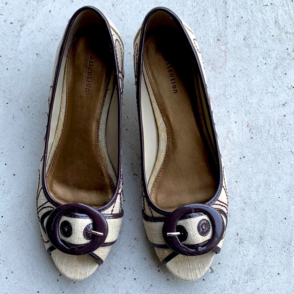 Open toe slide shoe